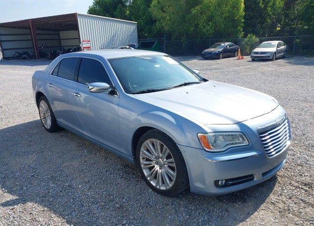 2012 CHRYSLER 300