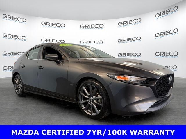 2022 MAZDA Mazda3