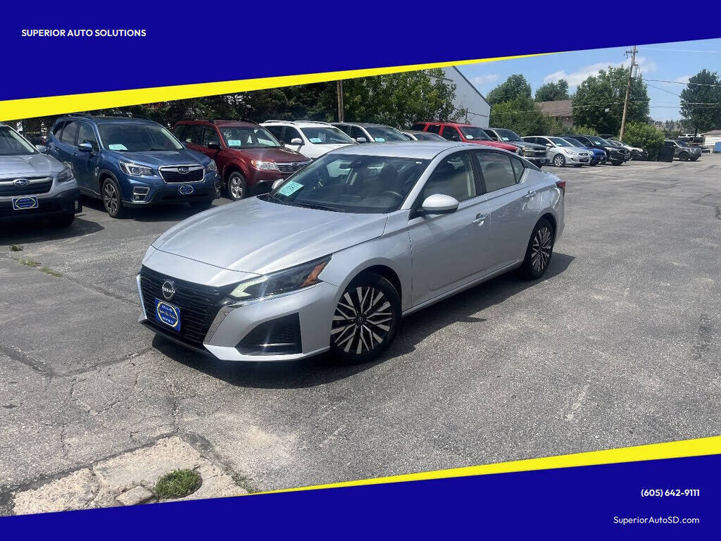 2023 NISSAN Altima