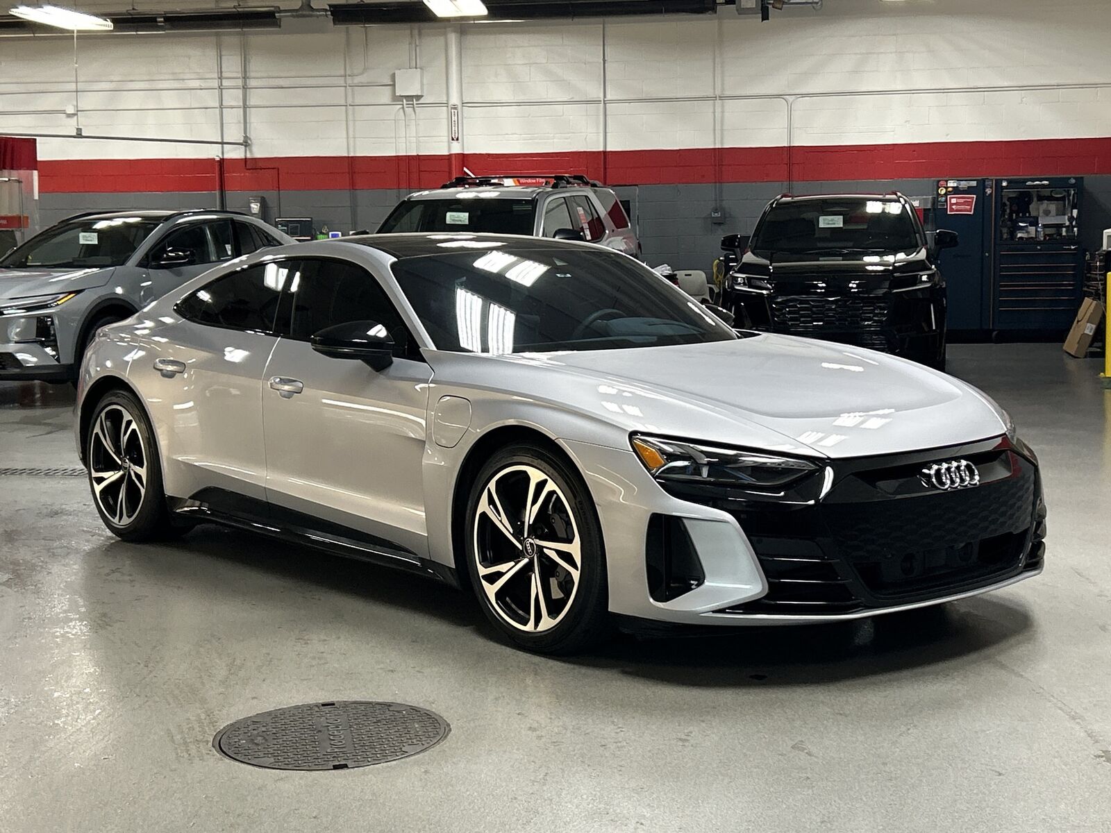 2022 AUDI e-tron