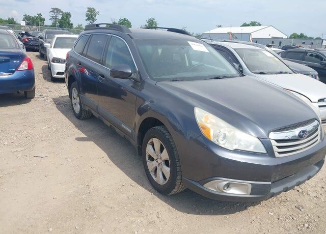 2012 SUBARU Outback