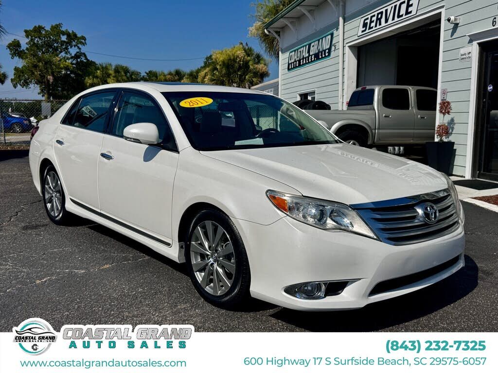 2011 TOYOTA Avalon