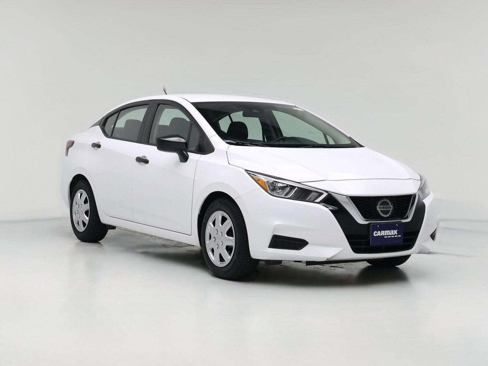 2022 NISSAN Versa