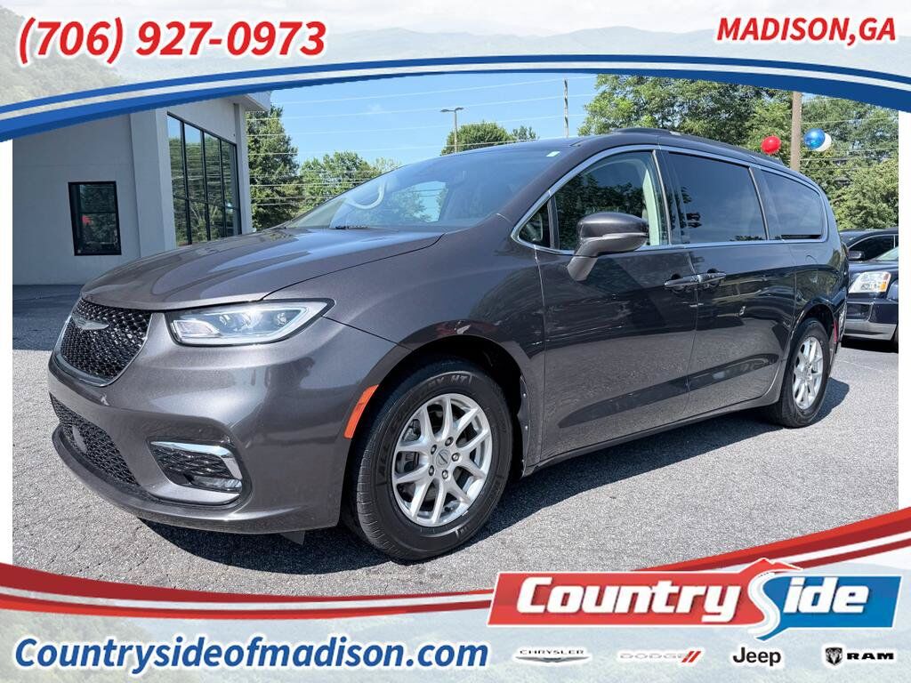 2022 CHRYSLER Pacifica
