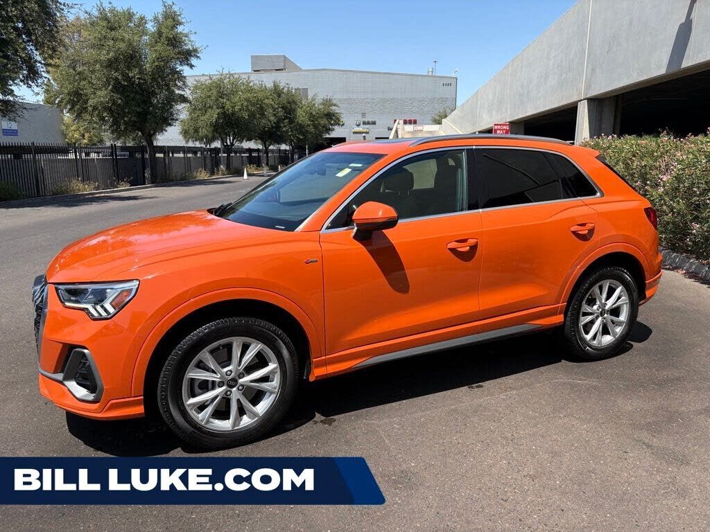 2023 AUDI Q3