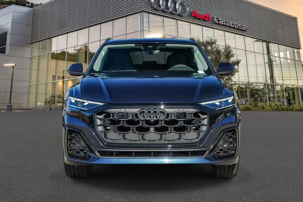 2026 Audi Q8
