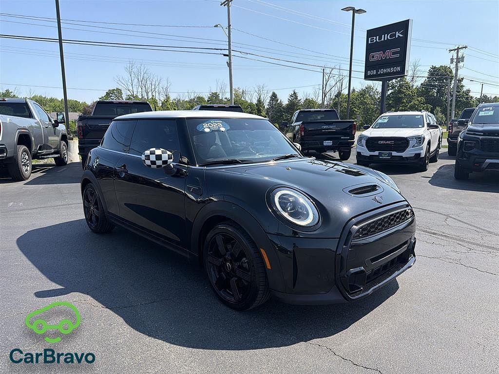 2023 MINI Hardtop