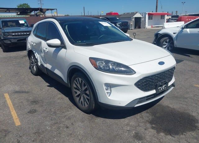 2020 FORD Escape
