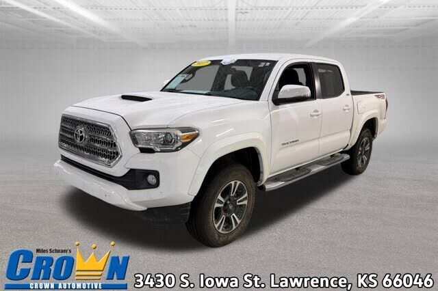 2017 TOYOTA Tacoma