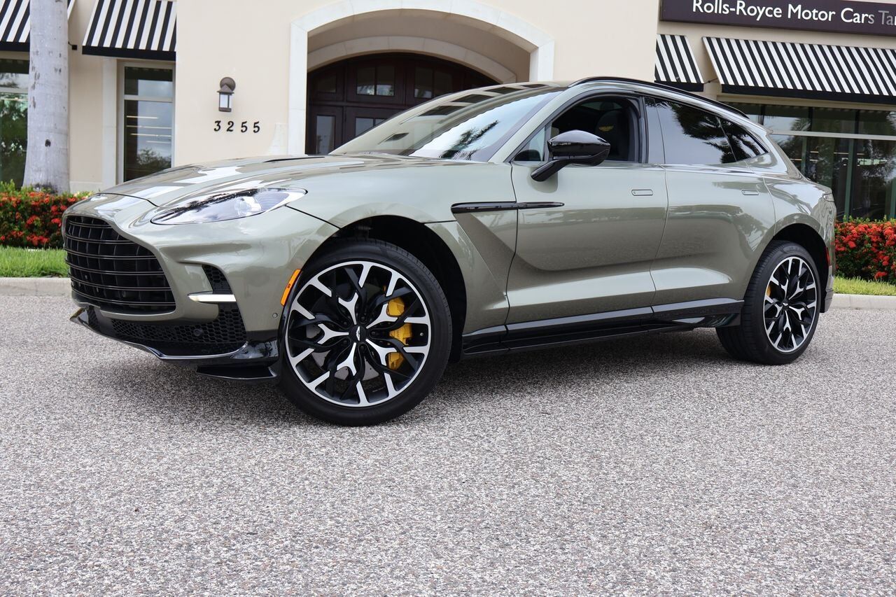2023 ASTON MARTIN DBX