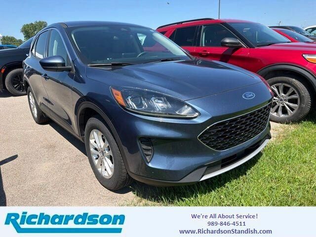 2020 FORD Escape