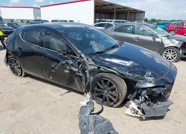 2021 MAZDA Mazda3