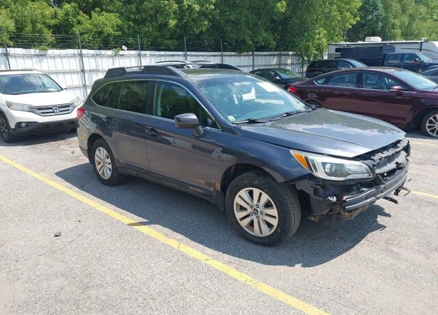 2015 SUBARU Outback
