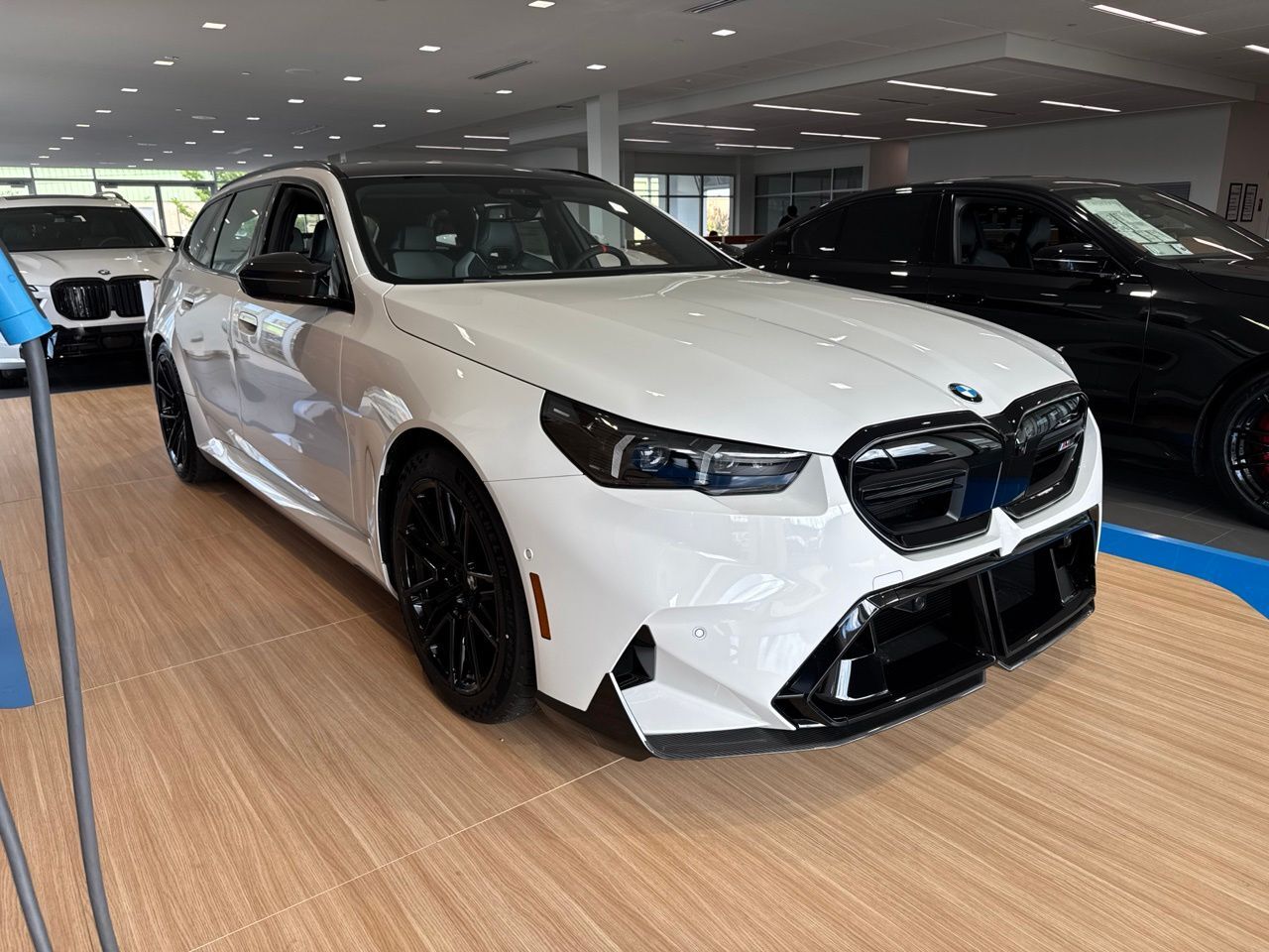 2027 BMW M5