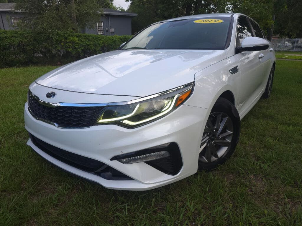2019 KIA Optima