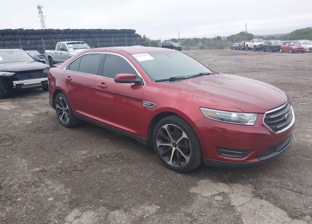 2015 FORD Taurus