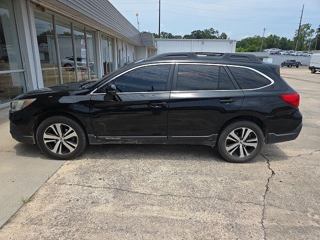 2018 SUBARU Outback