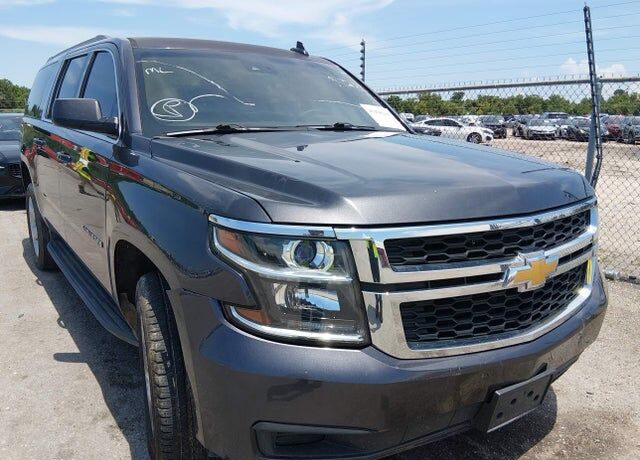 2017 CHEVROLET Suburban