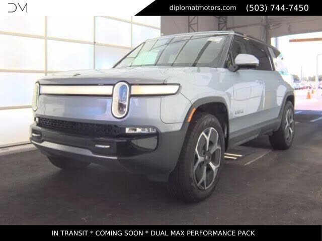 2024 RIVIAN R1S
