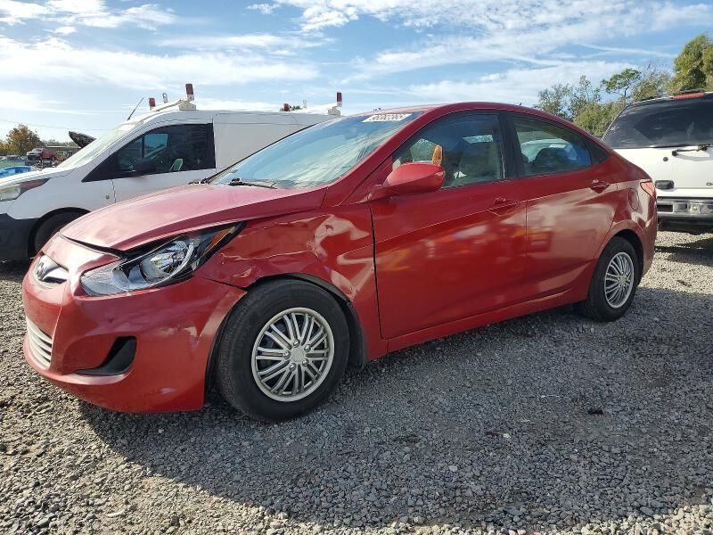 2014 HYUNDAI Accent