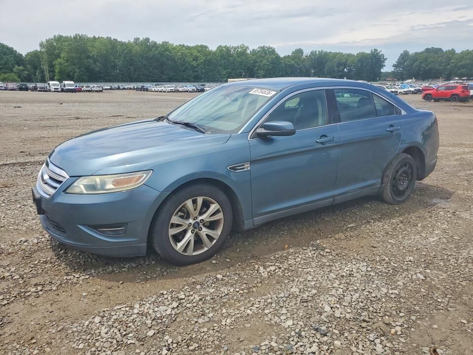 2010 FORD Taurus