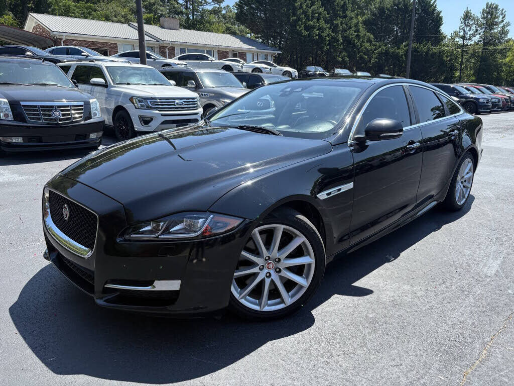 2018 JAGUAR XJ