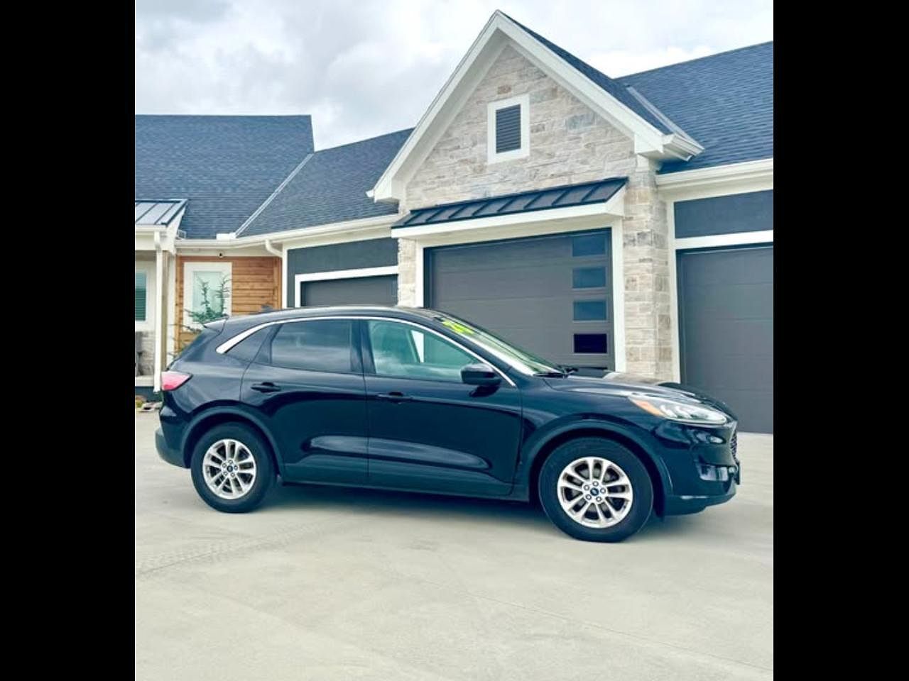 2020 FORD Escape