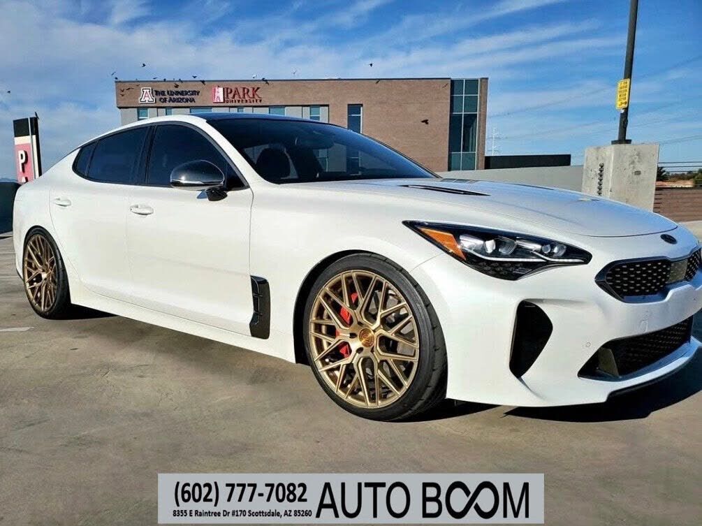 2021 KIA Stinger