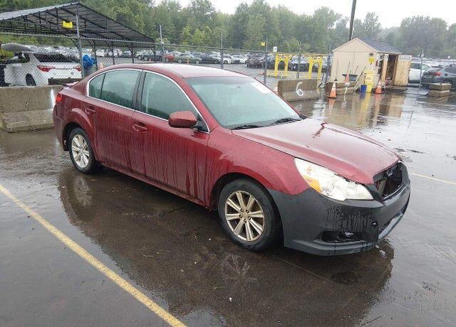 2011 SUBARU Legacy