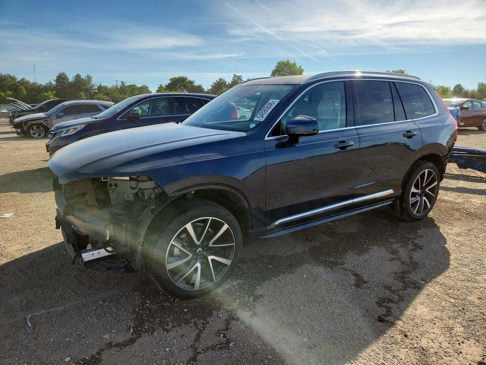 2024 VOLVO XC90