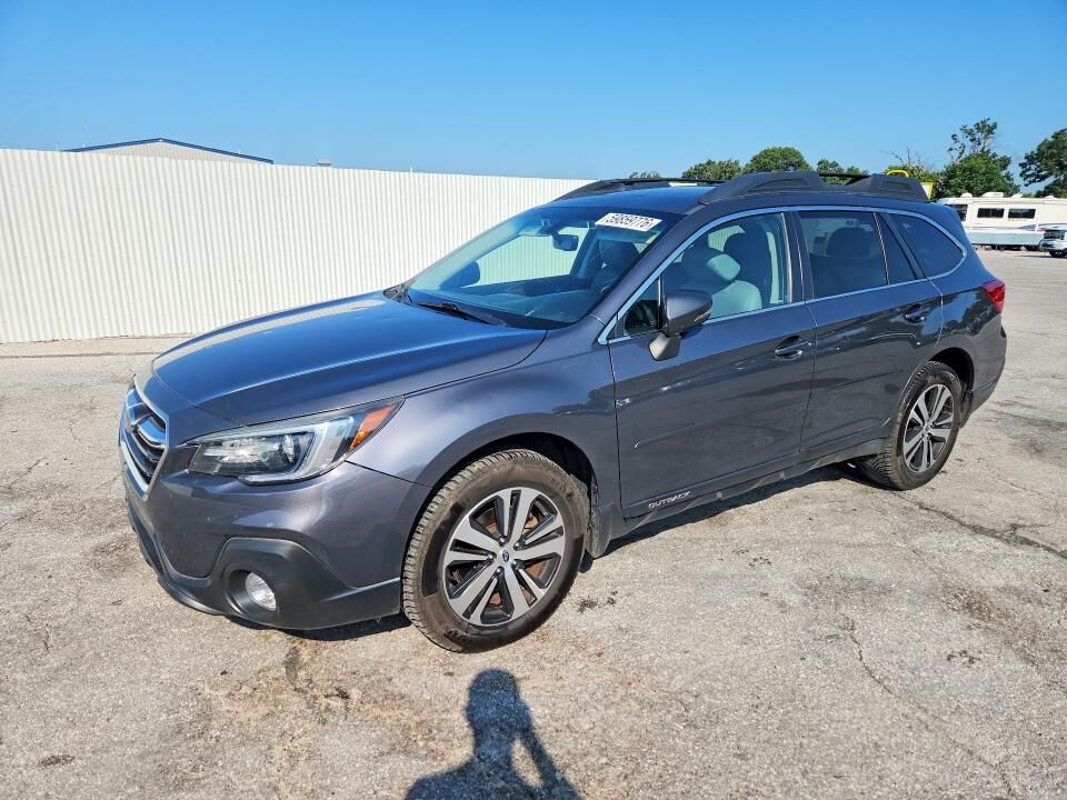 2018 SUBARU Outback