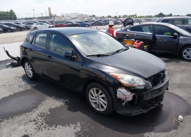 2012 MAZDA Mazda3
