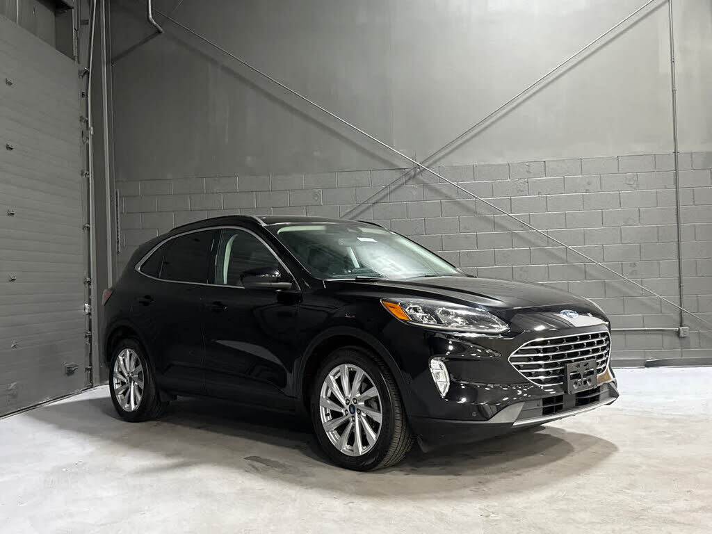 2021 FORD Escape