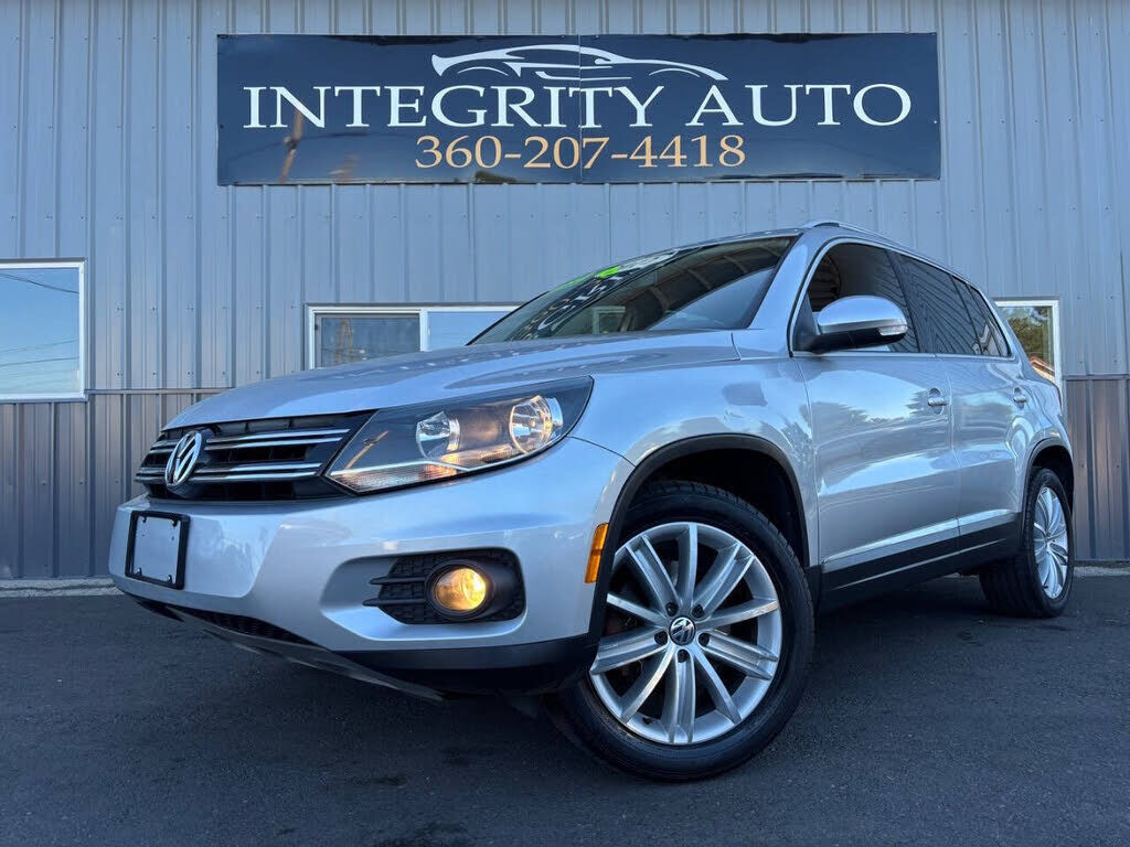 2012 VOLKSWAGEN Tiguan