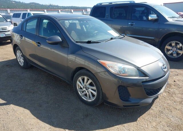 2013 MAZDA Mazda3