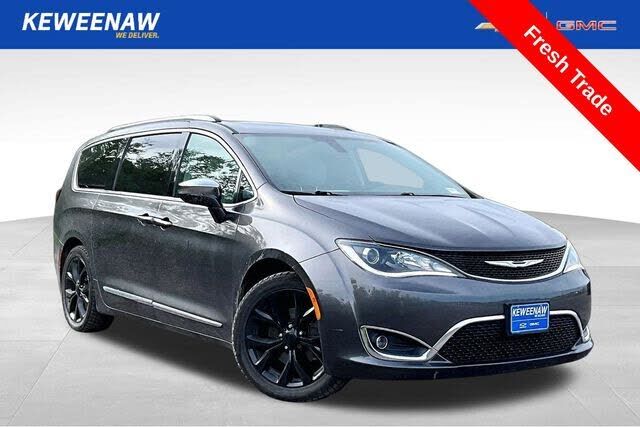 2017 CHRYSLER Pacifica
