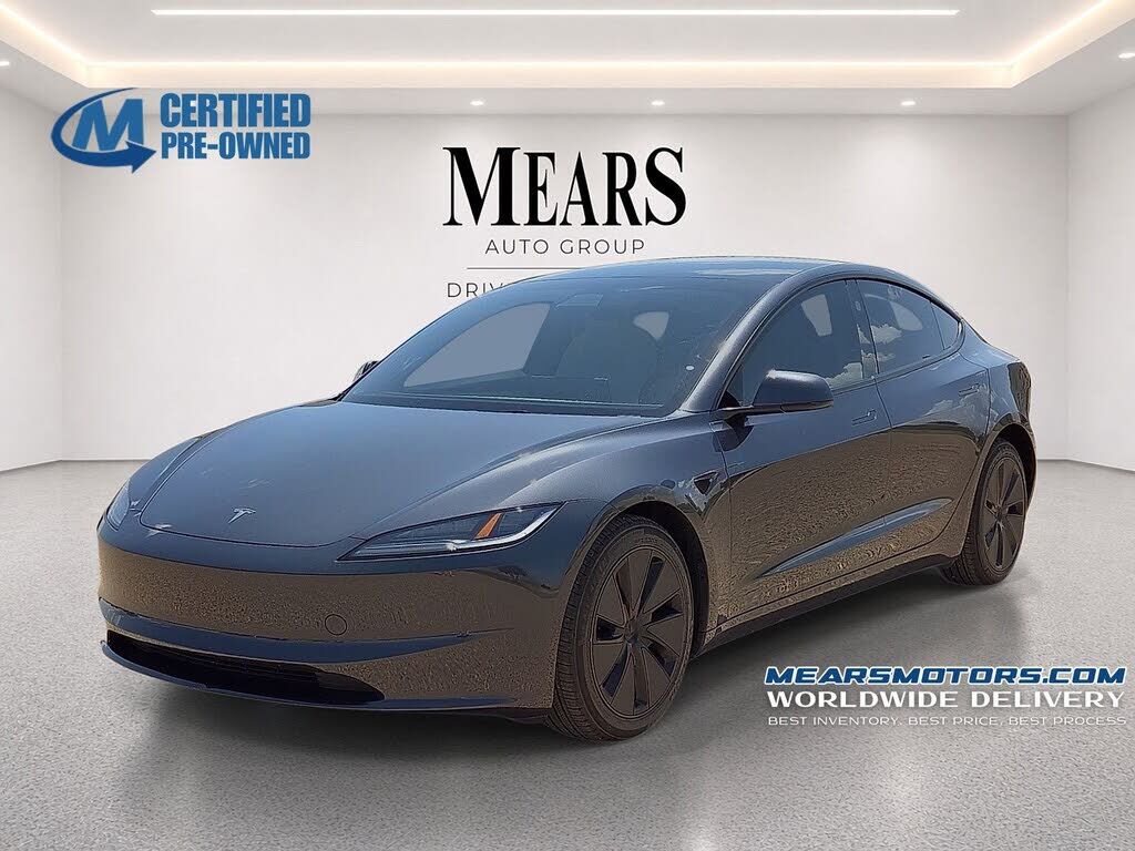 2025 TESLA Model 3
