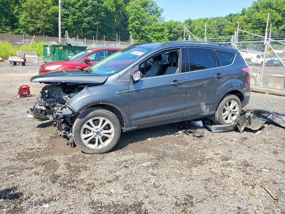 2017 FORD Escape