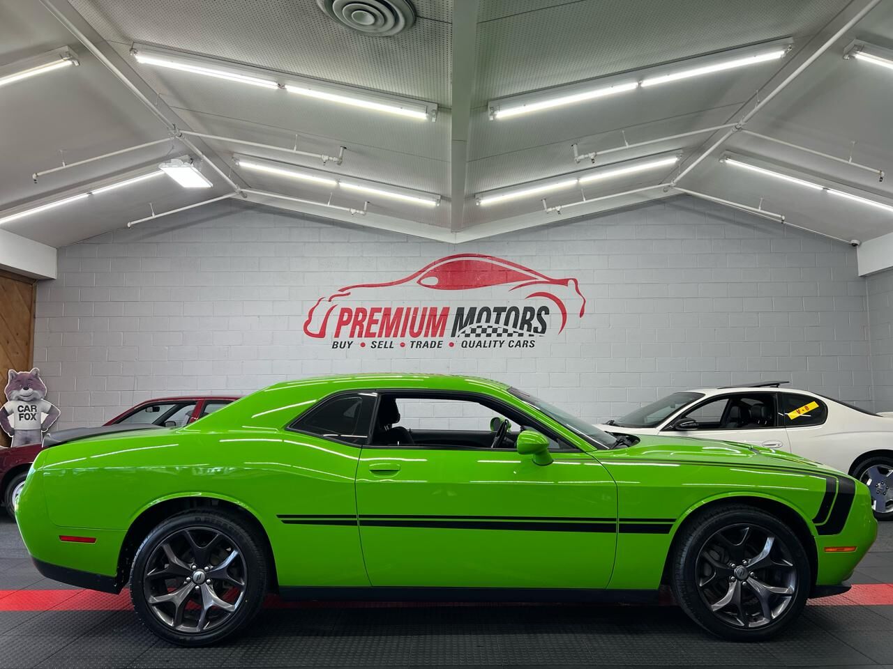 2017 DODGE Challenger