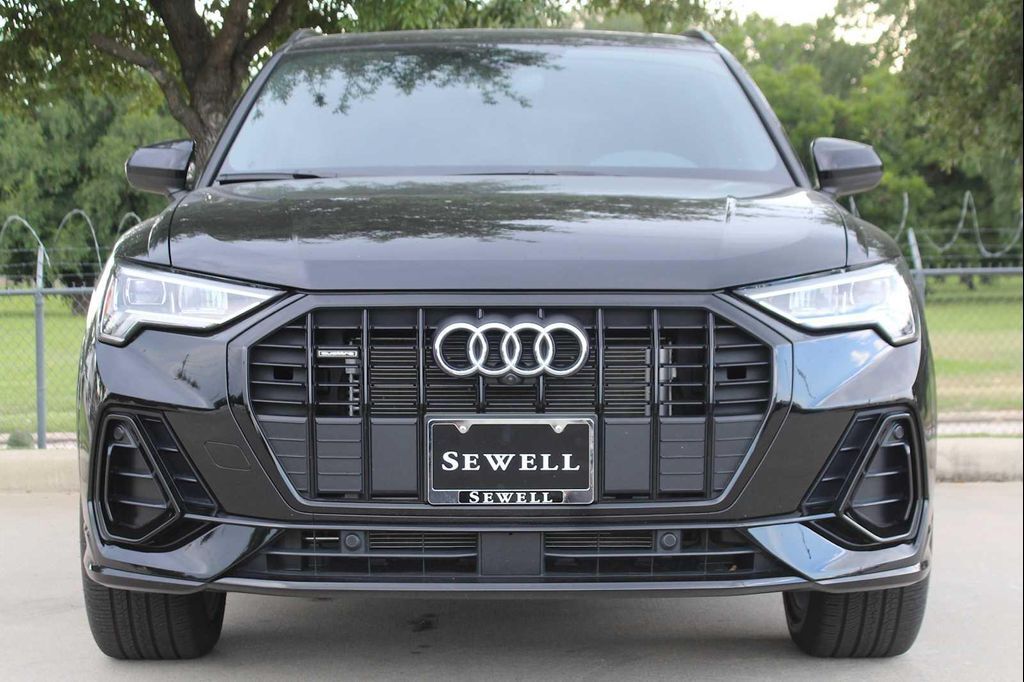 2023 Audi Q3