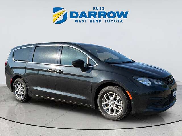 2023 CHRYSLER Voyager