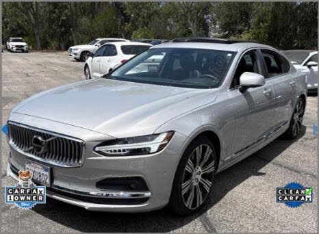 2023 VOLVO S90