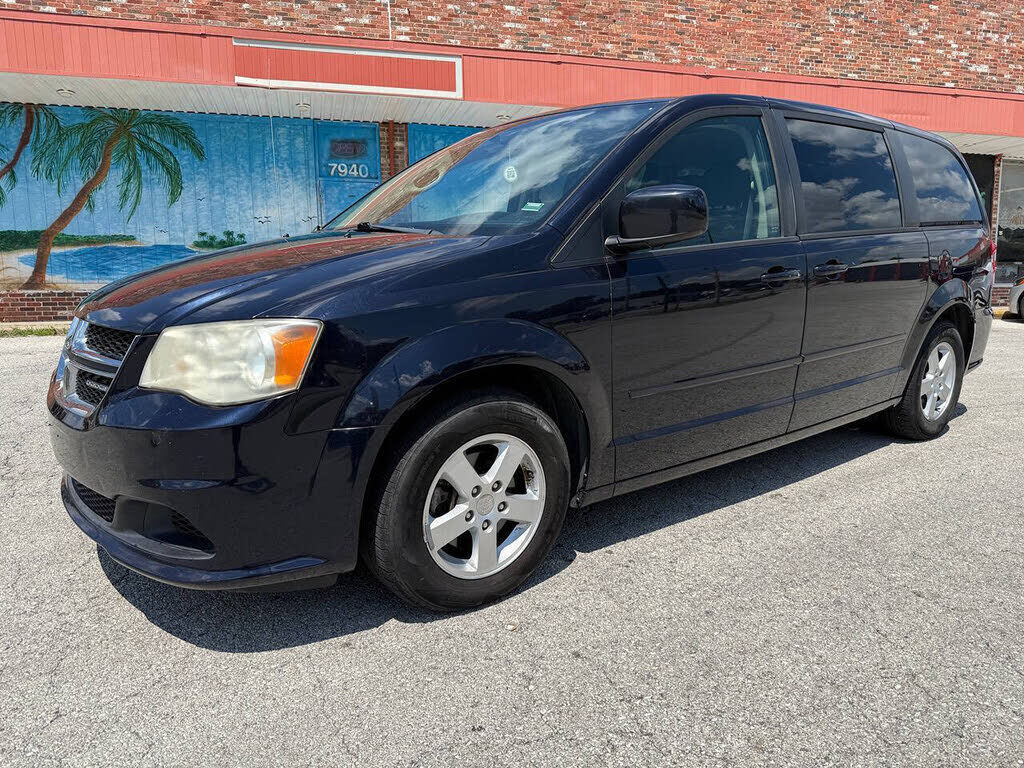 2011 DODGE Grand Caravan