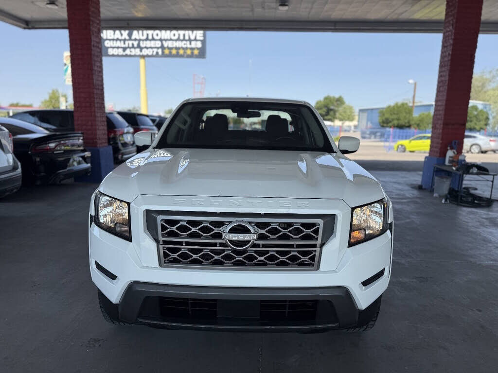2022 NISSAN Frontier