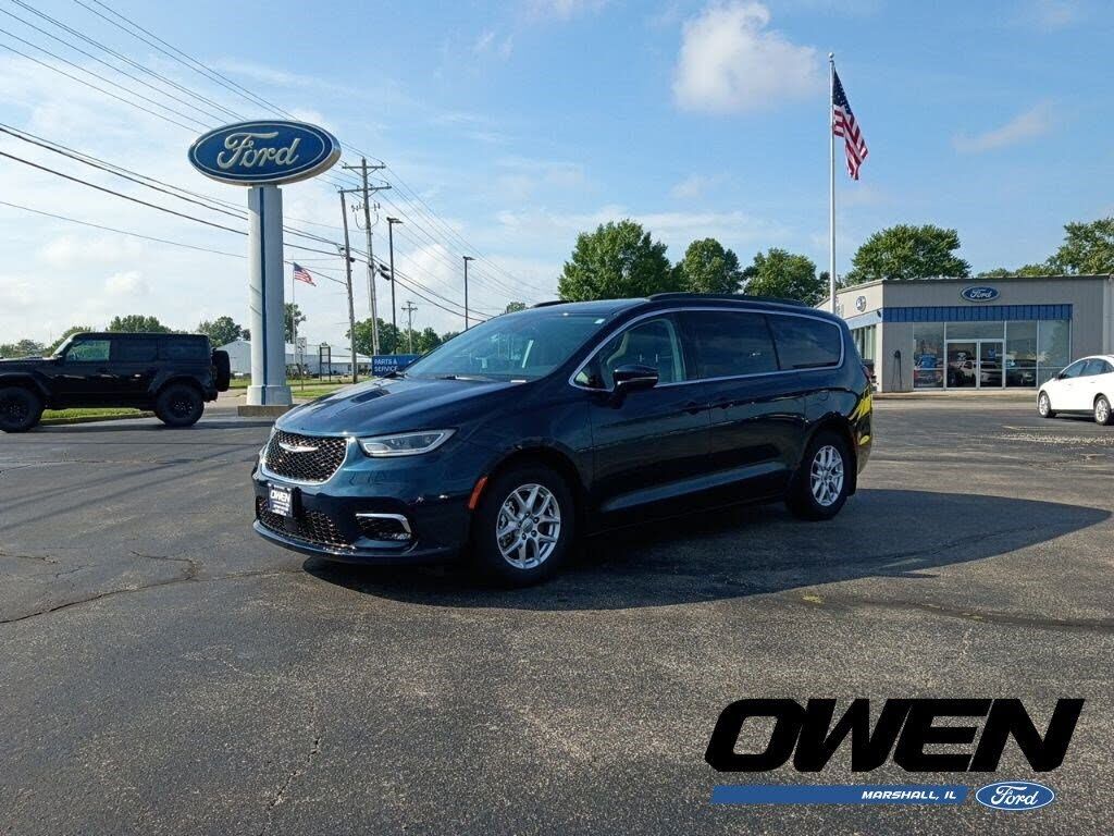 2022 CHRYSLER Pacifica