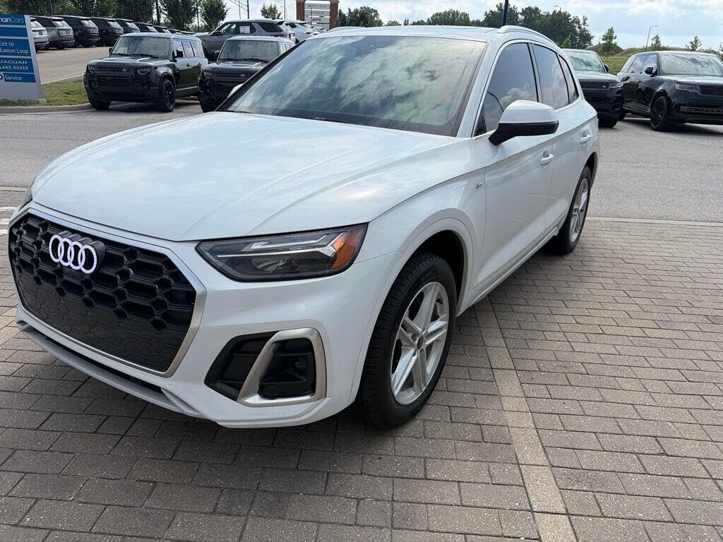 2024 AUDI Q5 e
