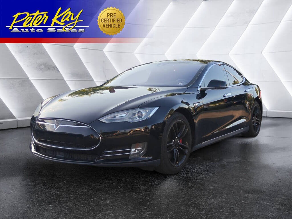 2015 TESLA Model S