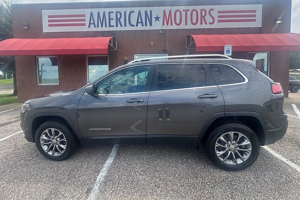 2020 JEEP Cherokee
