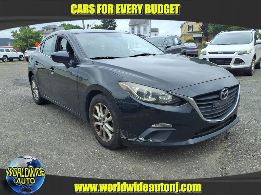2016 MAZDA Mazda3
