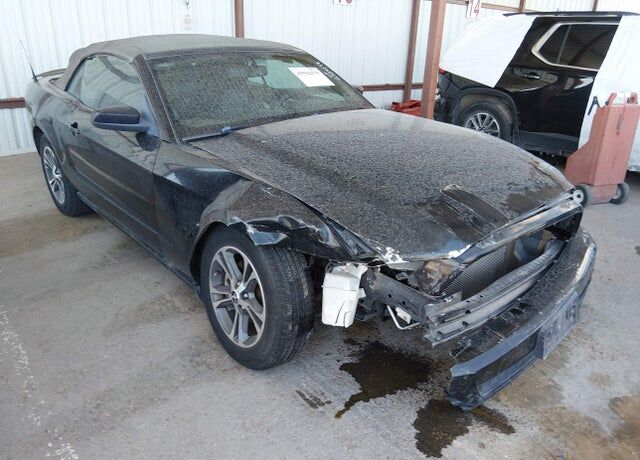 2013 FORD Mustang
